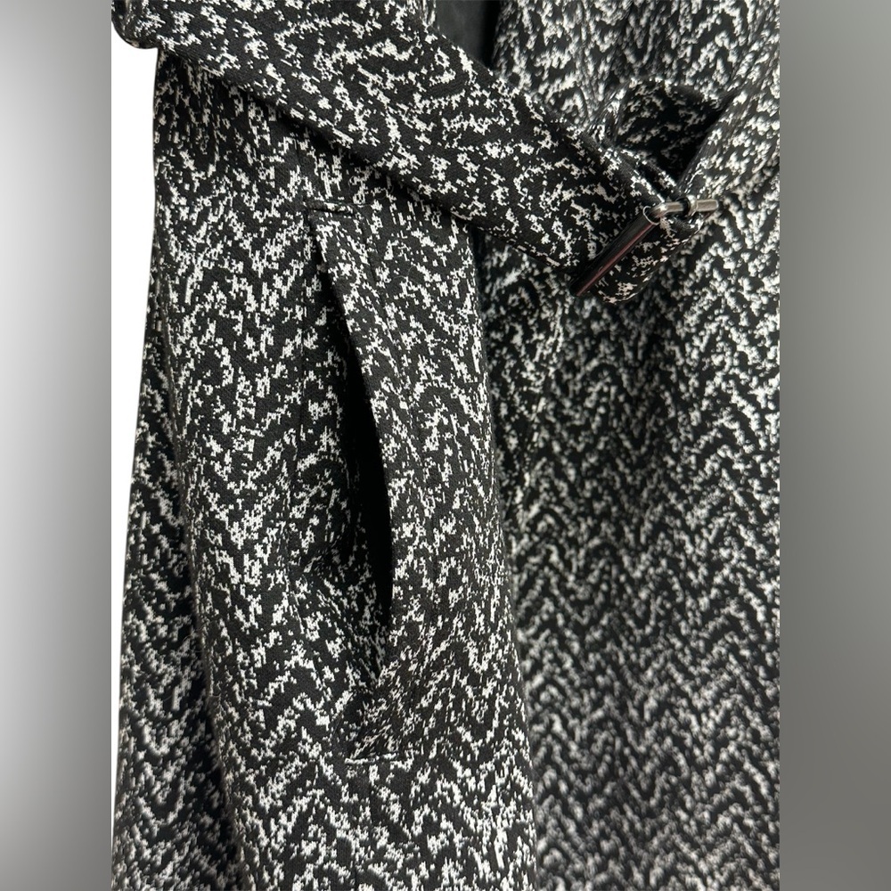 Banana Republic Black White Gray Chevron Tie Belt Wrap Style Trench Coat Sz 4 - Picture 3 of 8